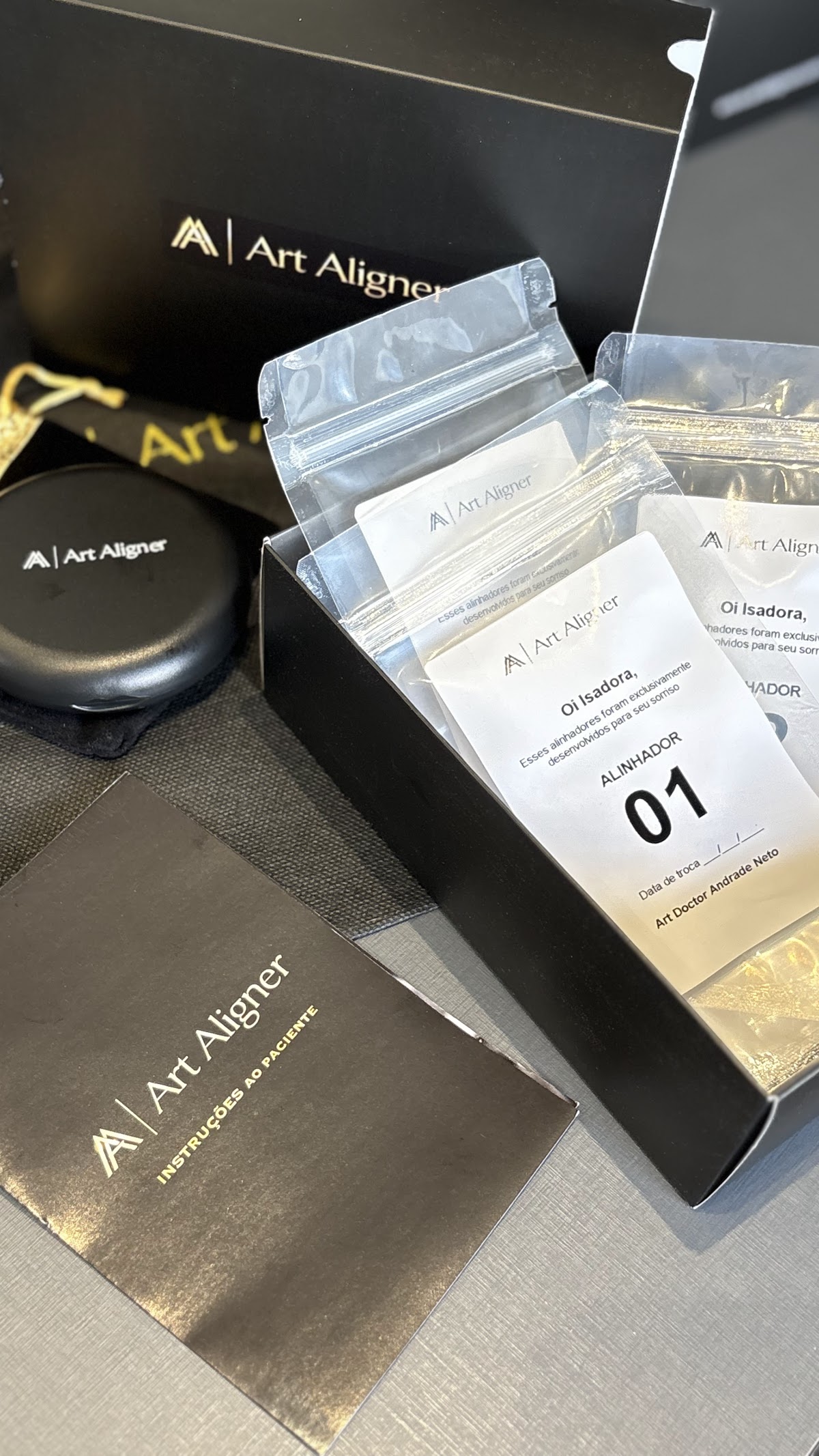 Caixa com alinhadores Art Aligner